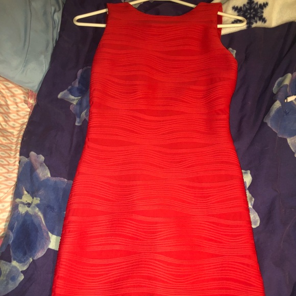 Dress - Picture 2 of 2